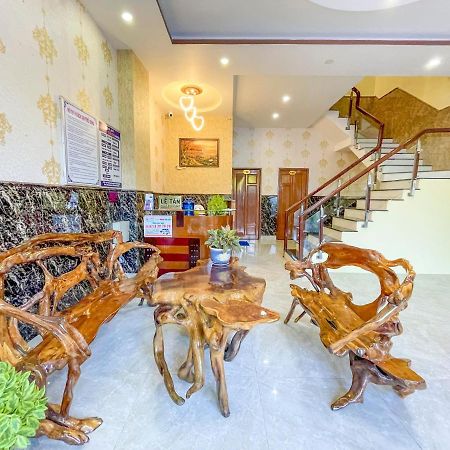 Hotel Khach San Trieu Dang Tuy Hoa Exterior foto