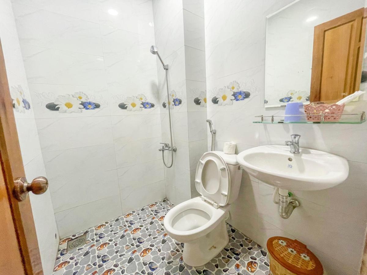 Hotel Khach San Trieu Dang Tuy Hoa Exterior foto