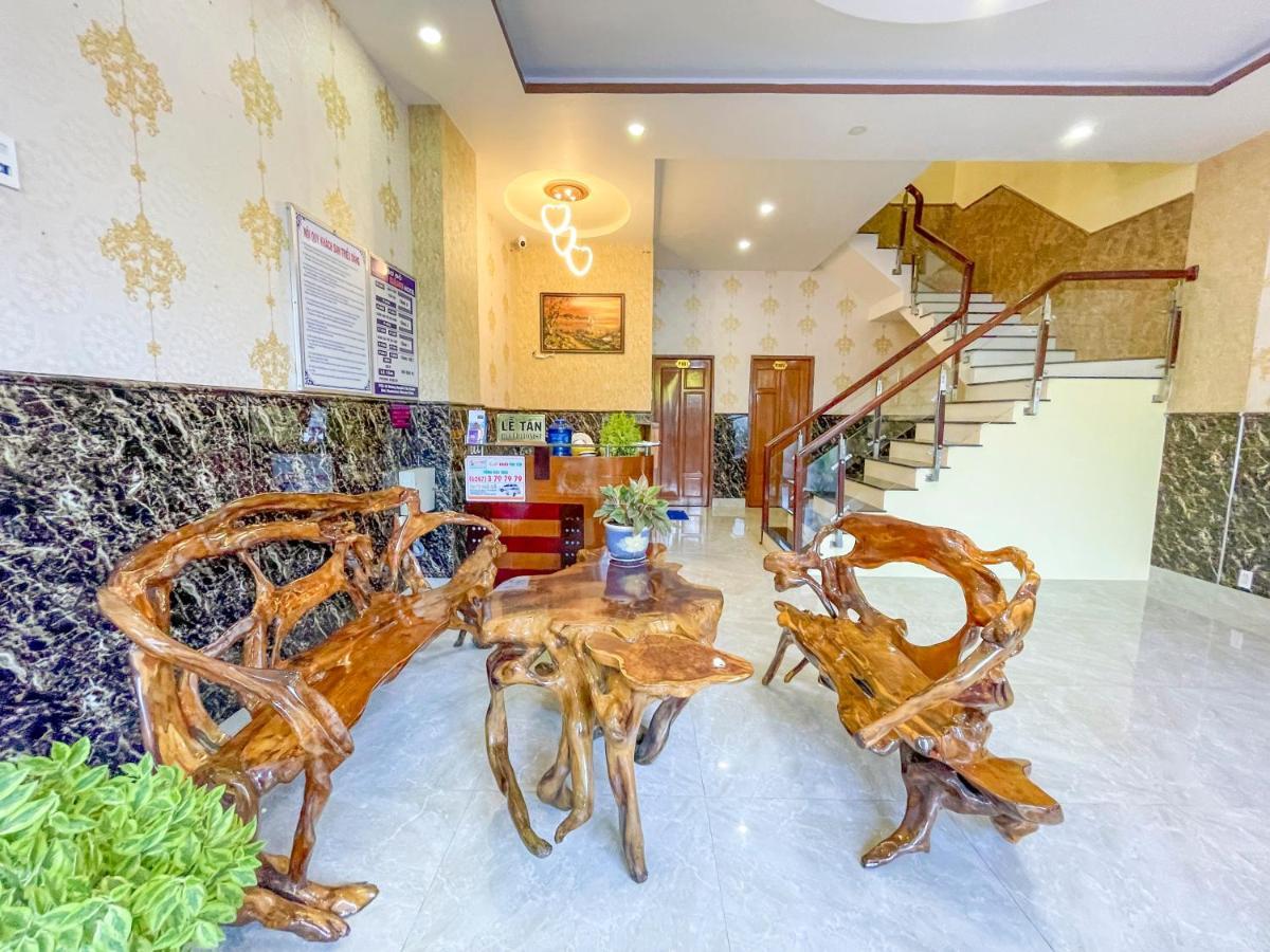 Hotel Khach San Trieu Dang Tuy Hoa Exterior foto